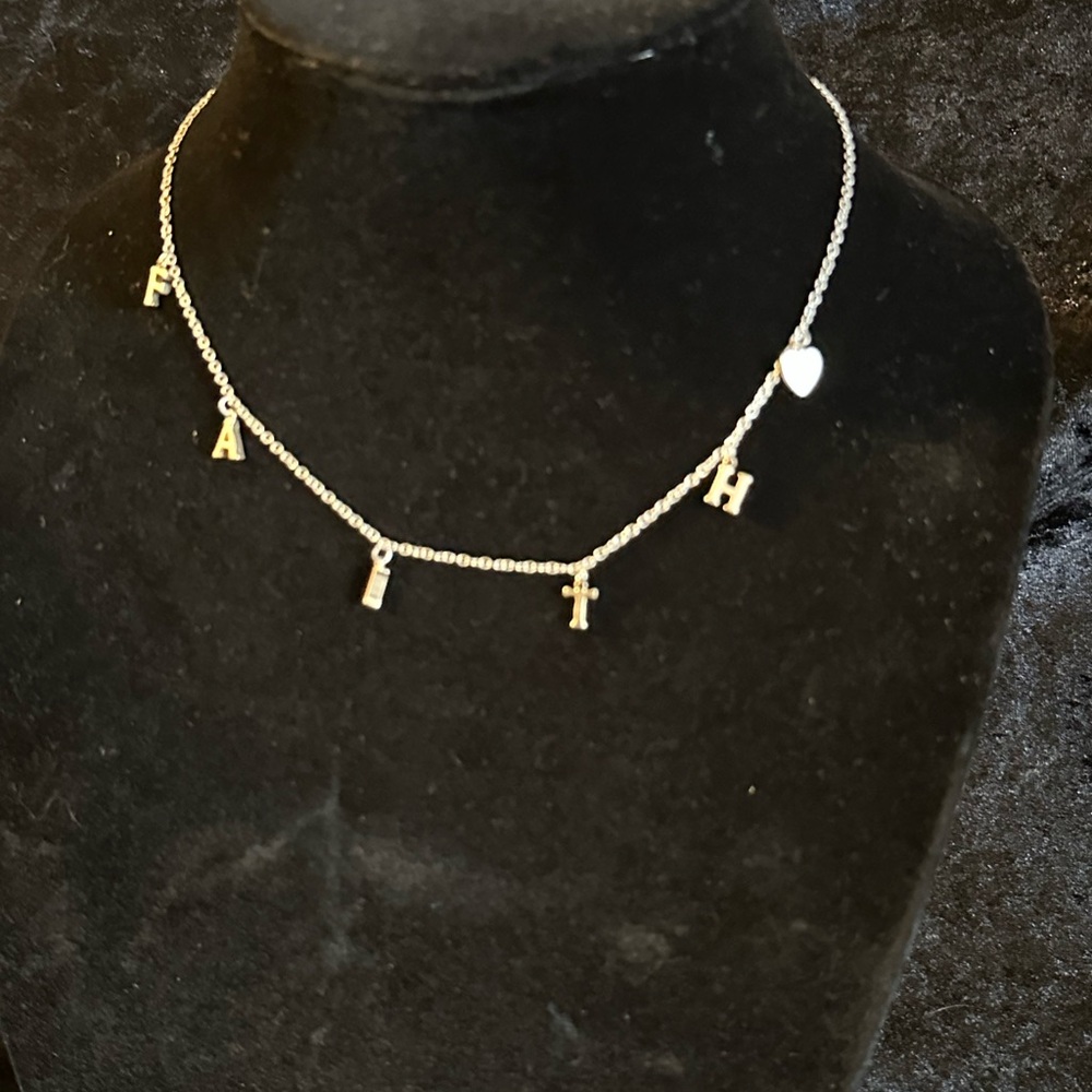 NWT Anne Marie Gold 'Faith' Necklace